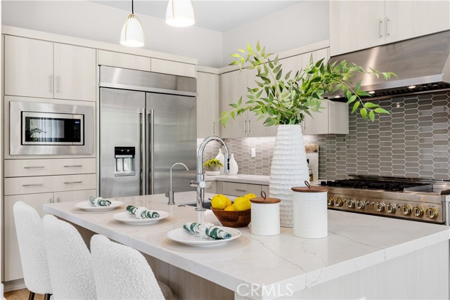 281 Burwood, Lake Forest CA: https://media.crmls.org/medias/08986e16-cbdf-4edd-bd2d-d6437a106246.jpg