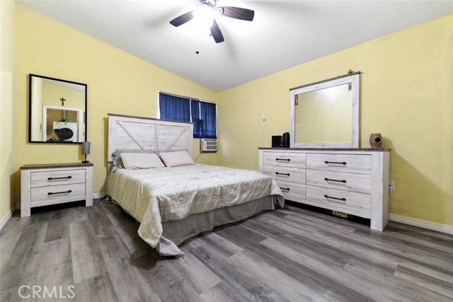 8876 Cypress Avenue, Riverside CA: https://media.crmls.org/medias/089944ab-d636-4dd1-81c8-50da18728844.jpg
