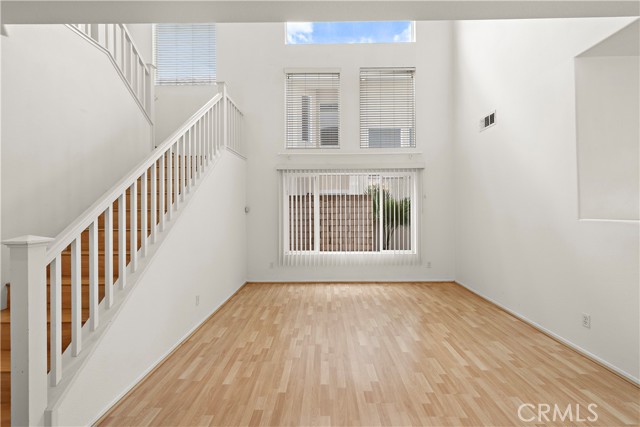 Detail Gallery Image 5 of 61 For 1037 Davis Way, Placentia,  CA 92870 - 3 Beds | 2/1 Baths
