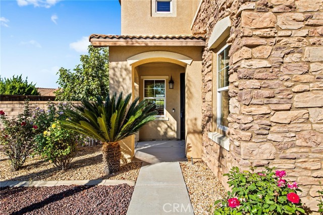 Detail Gallery Image 8 of 53 For 28618 Autumn Ln, Menifee,  CA 92584 - 5 Beds | 3 Baths