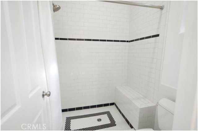 Detail Gallery Image 24 of 39 For 2022 N Ross Street #1/2,  Santa Ana,  CA 92706 - 2 Beds | 1 Baths