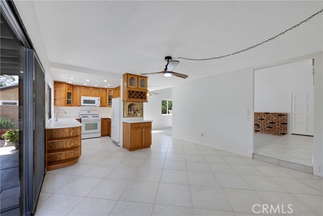 Image 26 of 75 For 8678 Turlock Drive