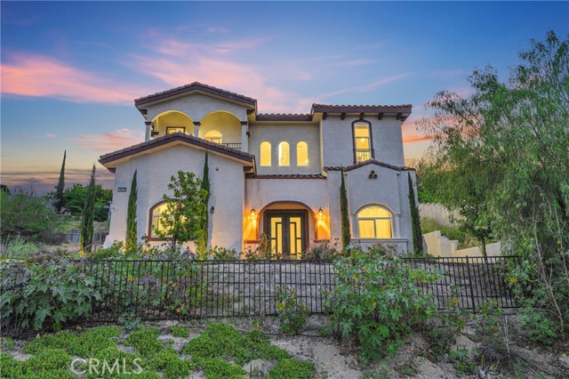 Detail Gallery Image 1 of 61 For 451 Avenida Esplendor, Walnut,  CA 91789 - 6 Beds | 6/1 Baths