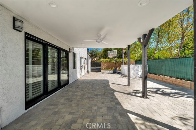 20500 Blairmoore Street, Chatsworth CA: https://media.crmls.org/medias/089cd457-8201-4fbe-8d0d-16ef83a0e1dd.jpg