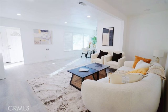 Detail Gallery Image 4 of 26 For 3813 W 173rd, Torrance,  CA 90504 - 4 Beds | 2 Baths