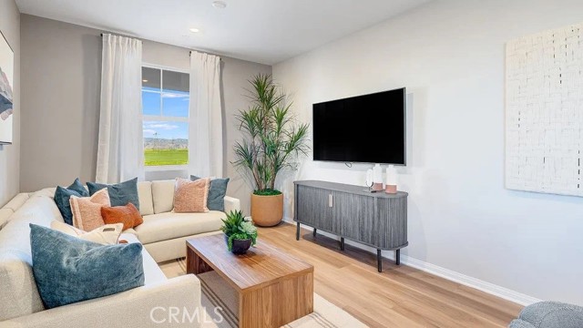 Detail Gallery Image 15 of 25 For 14193 Rollins St, Hesperia,  CA 92345 - 5 Beds | 3/1 Baths