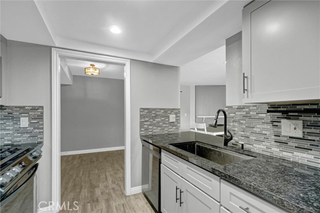 Detail Gallery Image 17 of 41 For 1135 Rosecrans 30a,  Fullerton,  CA 92833 - 2 Beds | 2 Baths