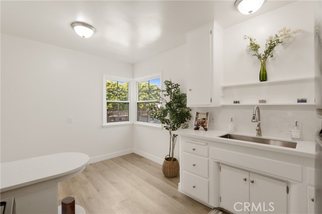 Detail Gallery Image 13 of 34 For 102 Lime Ave #6,  Long Beach,  CA 90802 - 1 Beds | 1 Baths