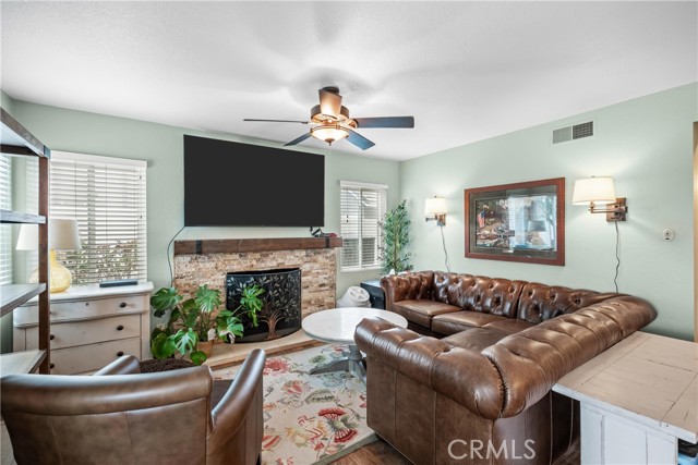 Detail Gallery Image 17 of 48 For 28817 Loire Valley, Menifee,  CA 92584 - 4 Beds | 3 Baths