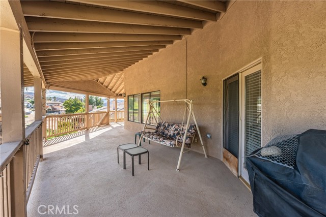 Detail Gallery Image 9 of 44 For 30376 Early Round Dr, Canyon Lake,  CA 92587 - 3 Beds | 2 Baths