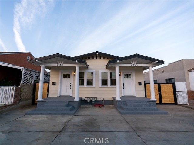 Front Image Thumbnail for CRDW25246617