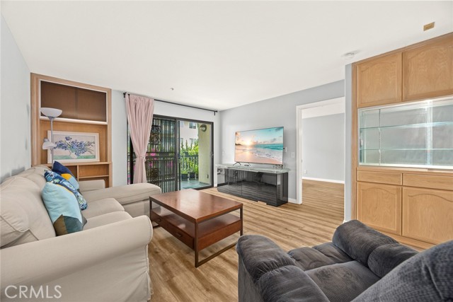 321 N orange, Monterey Park CA: https://media.crmls.org/medias/08a2f476-ffc3-4224-88d6-a827d608300c.jpg