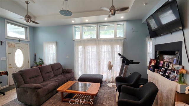787 Terrace 49, Los Angeles CA: https://media.crmls.org/medias/08a39153-f34c-40c9-8d7e-b799ca0bf2f8.jpg