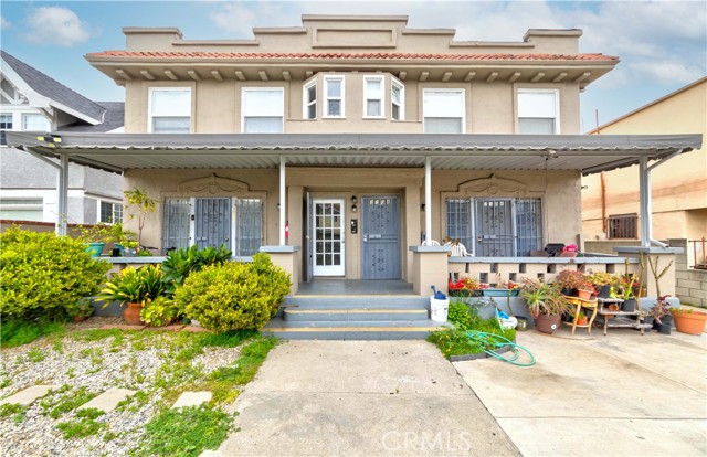 3102 Kenwood Avenue, Los Angeles CA: https://media.crmls.org/medias/08a42603-6735-4256-a936-395115b2dc79.jpg
