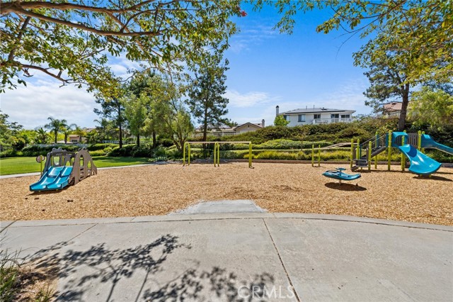 32409 Favara Drive, Temecula CA: https://media.crmls.org/medias/08a4a003-81ba-4718-ad92-1349e40c1eba.jpg