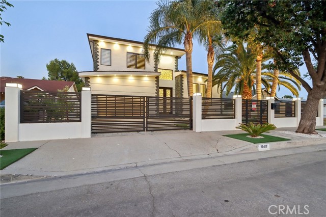 10418 Rubio Avenue, Granada Hills CA: https://media.crmls.org/medias/08a4c1b6-ef7e-4745-b410-5e91ed6c7bcd.jpg