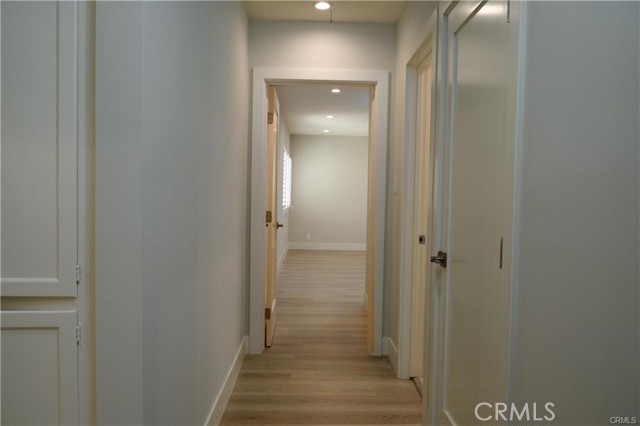 2031 Jolley Drive, Burbank CA: https://media.crmls.org/medias/08a5d197-9530-4f54-91b9-74316f550a90.jpg