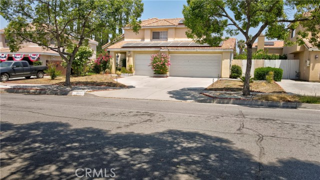 Detail Gallery Image 4 of 68 For 1808 Cave St, Redlands,  CA 92374 - 3 Beds | 2/1 Baths