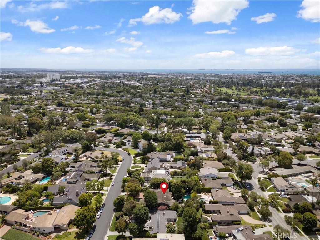 https://media.crmls.org/medias/08a62df1-c8f3-47a0-a5cd-909907105fcf.jpg?preset=X-Large