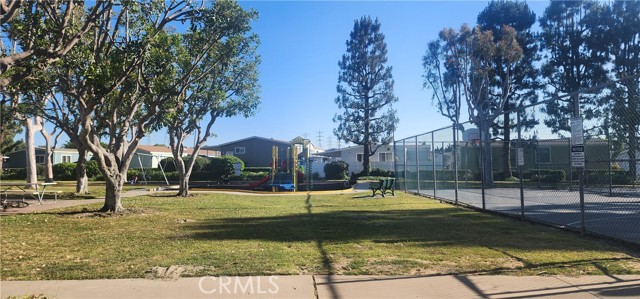 Detail Gallery Image 36 of 50 For 3595 Santa Fe #91, Long Beach,  CA 90810 - 2 Beds | 2 Baths
