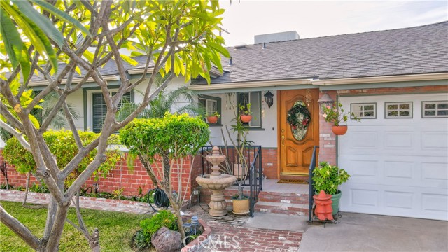 Detail Gallery Image 8 of 59 For 7115 Park Manor Ave, North Hollywood,  CA 91605 - 4 Beds | 2 Baths