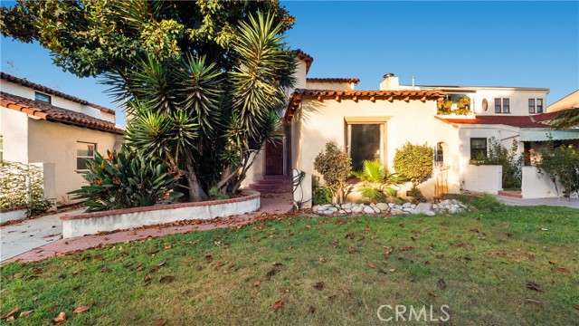 Detail Gallery Image 1 of 16 For 4325 9th Ave, Los Angeles,  CA 90008 - 4 Beds | 3 Baths