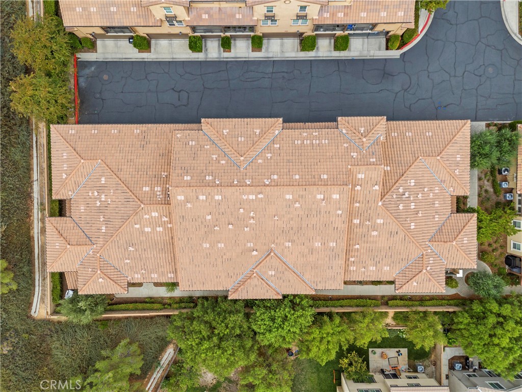 https://media.crmls.org/medias/08a764af-3ca8-4544-b465-59d375acda4a.jpg?preset=X-Large