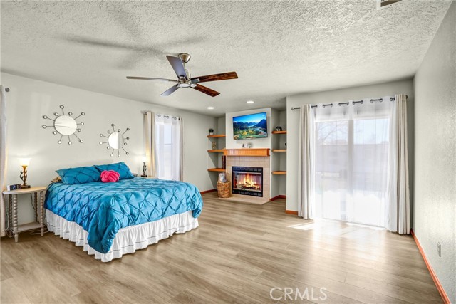 Detail Gallery Image 17 of 48 For 15813 Willow St, Hesperia,  CA 92345 - 4 Beds | 2/1 Baths