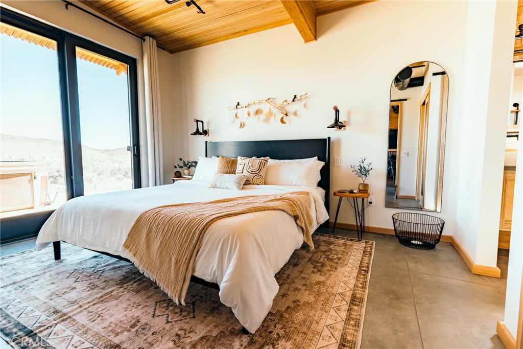 MLS #OC25041427 image #24