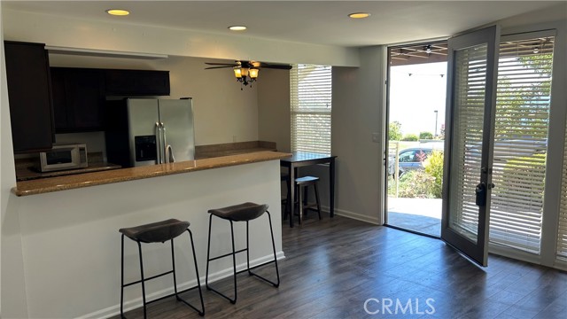 252 Avenida Lobeiro, San Clemente CA: https://media.crmls.org/medias/08a9394c-eea6-438f-b1a1-1f484647066d.jpg