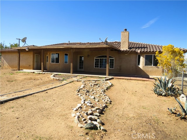 Detail Gallery Image 8 of 21 For 9951 Arrowhead, Phelan,  CA 92371 - 6 Beds | 3 Baths