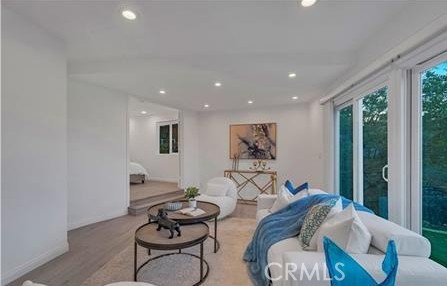 3728 Berry Drive, Studio City CA: https://media.crmls.org/medias/08a9a133-49e4-4857-9ee5-682e6a1ae54f.jpg