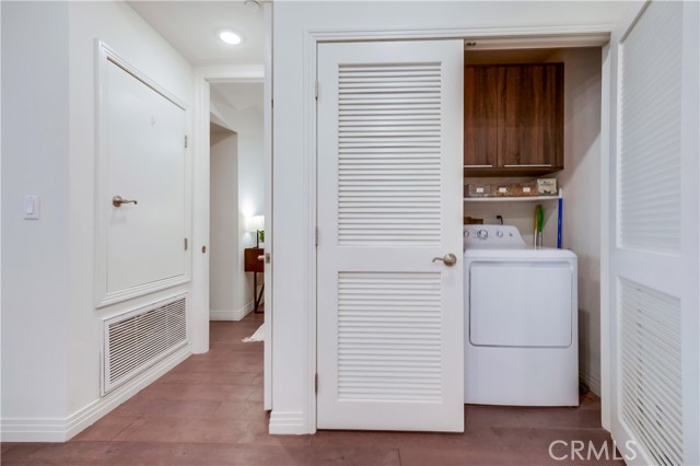 Detail Gallery Image 33 of 33 For 5253 Vantage Ave #105,  Valley Village,  CA 91607 - 4 Beds | 2 Baths