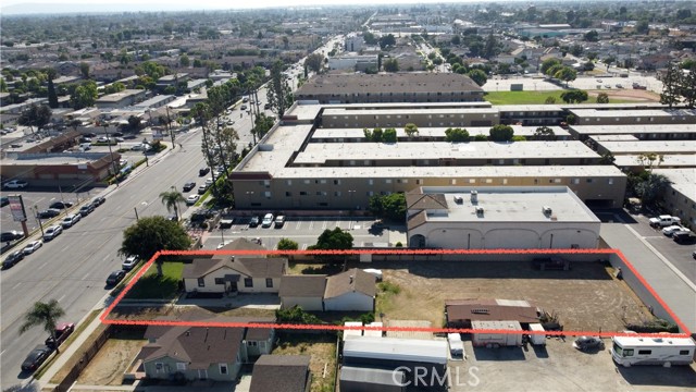 10505 Artesia Blvd., Bellflower CA: https://media.crmls.org/medias/08aa45ef-7a91-4e75-b6fb-dfba6059c245.jpg