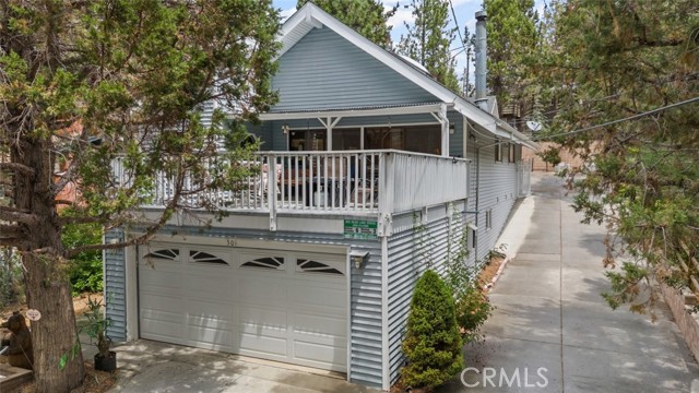 Detail Gallery Image 3 of 39 For 501 Catalina Rd, Big Bear Lake,  CA 92315 - 4 Beds | 2 Baths