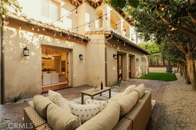 Detail Gallery Image 62 of 74 For 113 S Herrin, Manhattan Beach,  CA 90266 - 5 Beds | 4/1 Baths