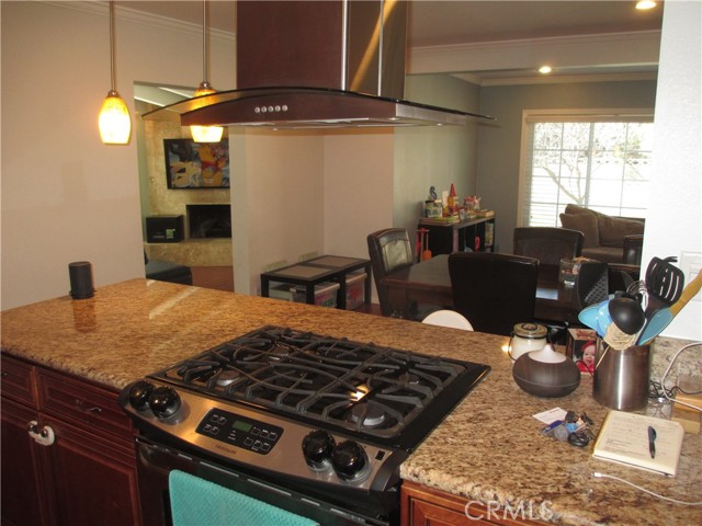 Detail Gallery Image 16 of 41 For 2281 Faust Ave, Long Beach,  CA 90815 - 3 Beds | 3 Baths