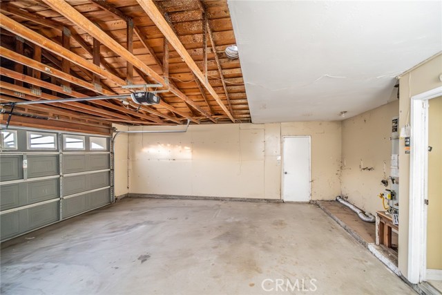Detail Gallery Image 20 of 28 For 11220 Puente Way, Jurupa Valley,  CA 91752 - 4 Beds | 3 Baths
