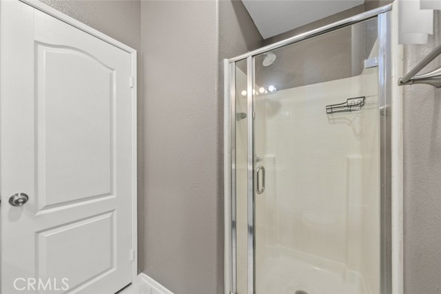 Detail Gallery Image 16 of 38 For 14323 Moon Valley St, Victorville,  CA 92394 - 4 Beds | 3 Baths