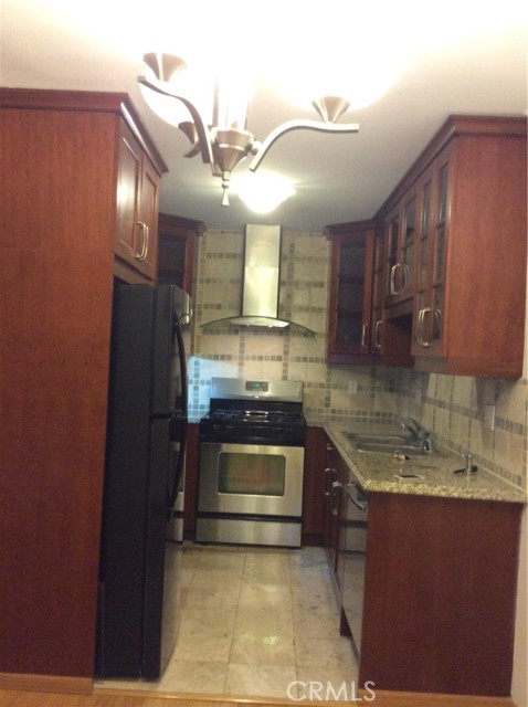Detail Gallery Image 10 of 19 For 3220 Altura Ave, La Crescenta,  CA 91214 - 1 Beds | 1 Baths