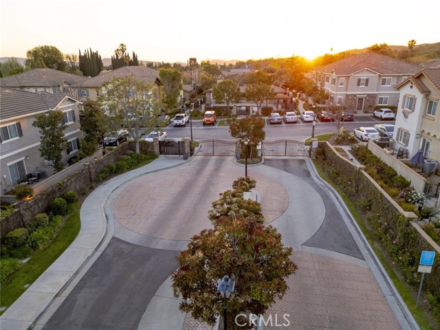 Detail Gallery Image 9 of 39 For 2727 Night Jasmine Dr, Simi Valley,  CA 93065 - 3 Beds | 2/1 Baths