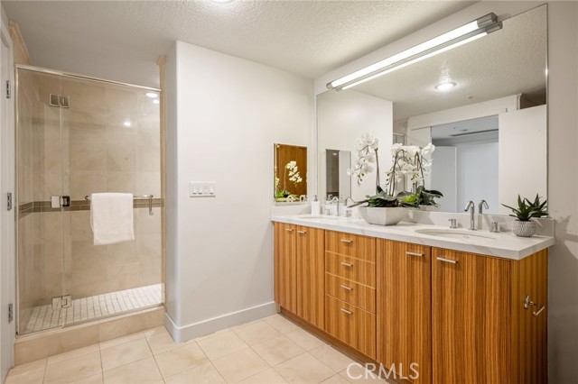 Detail Gallery Image 17 of 30 For 3131 Michelson Dr #1702,  Irvine,  CA 92612 - 3 Beds | 2 Baths