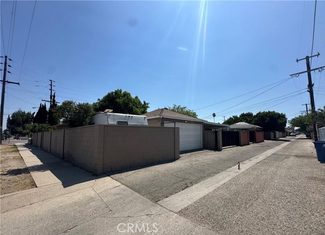 Detail Gallery Image 21 of 21 For 10673 Saticoy, Sun Valley,  CA 91352 - 3 Beds | 1 Baths