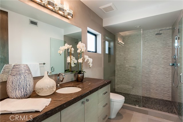 1635 Palm Drive, Hermosa Beach, California 90254, 4 Bedrooms Bedrooms, ,3 BathroomsBathrooms,Residential,Sold,Palm,SB17135203