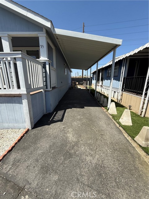 11101 Imperial Hwy, Norwalk CA: https://media.crmls.org/medias/08b28254-ae94-472a-b437-4b8bb12e18b4.jpg