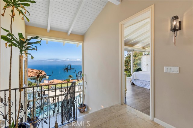 Detail Gallery Image 28 of 44 For 781 via Somonte, Palos Verdes Estates,  CA 90274 - 2 Beds | 3 Baths