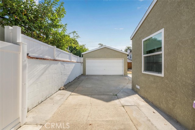 3762 Radnor Avenue, Long Beach, California 90808, 2 Bedrooms Bedrooms, ,1 BathroomBathrooms,Single Family Residence,For Sale,Radnor,PW24173178