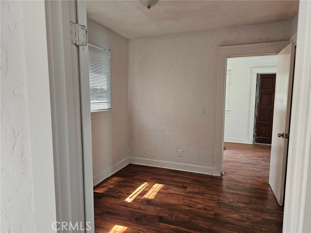 224 N Bixel, Los Angeles CA: https://media.crmls.org/medias/08b4a48c-c8c7-4abf-b2f5-953ad13c71c0.jpg