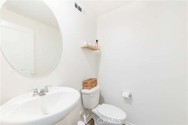 Detail Gallery Image 15 of 37 For 30779 Le Baron Ct, Winchester,  CA 92596 - 4 Beds | 2/1 Baths