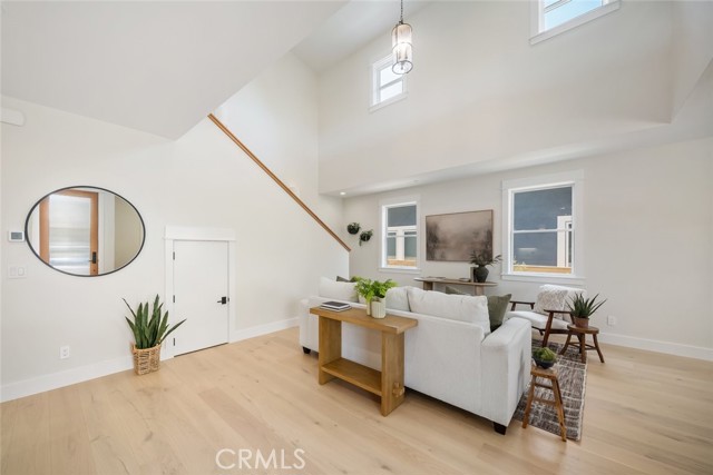 1171 Peach Street, San Luis Obispo CA: https://media.crmls.org/medias/08b4b628-e789-471d-90fa-806d7262ab2e.jpg